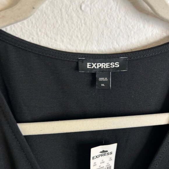 Black Tank Sleeve Romper with Tie Detail Size XL by Express NWT - Picture 4 of 6